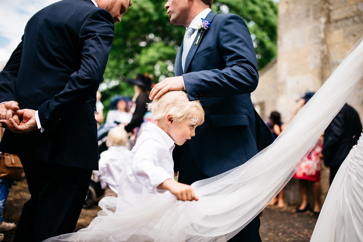 F&M-countryside-garden-farm-marquee-wedding-jenny-macare-031
