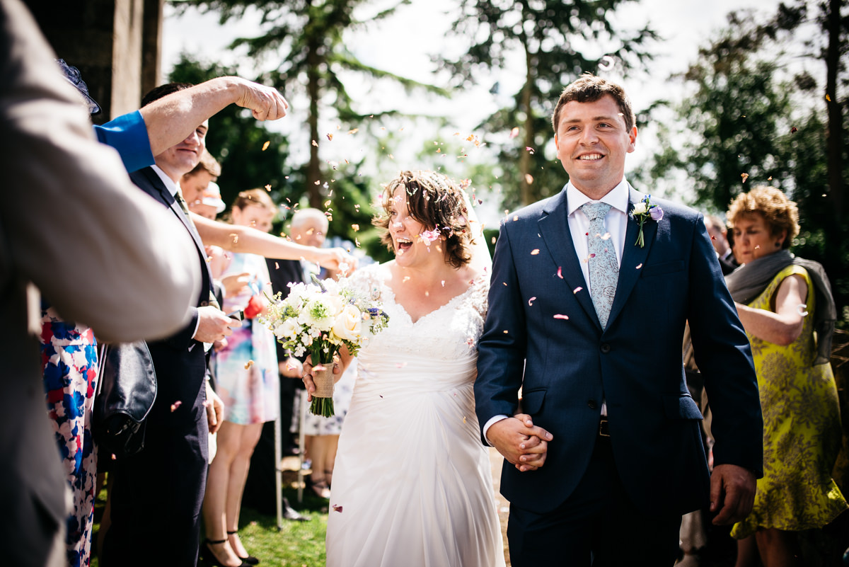 F&M-countryside-garden-farm-marquee-wedding-jenny-macare-034