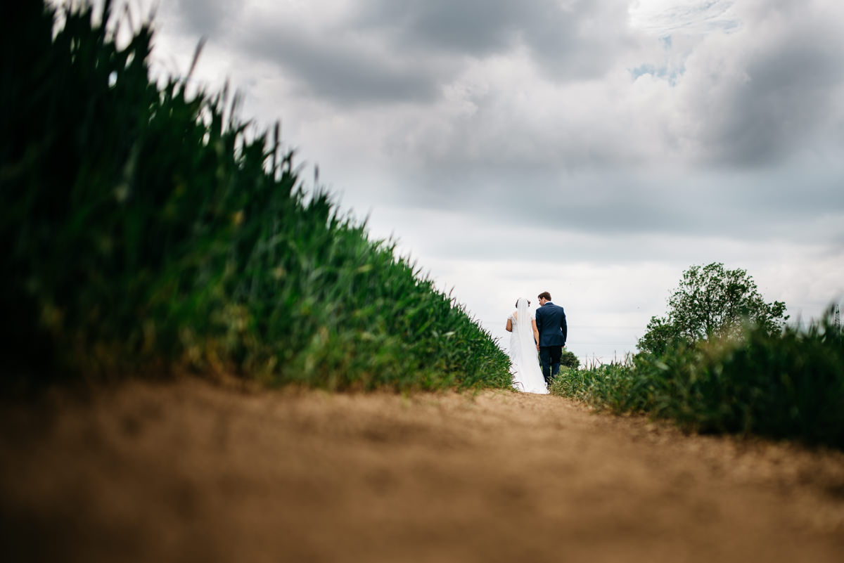 F&M-countryside-garden-farm-marquee-wedding-jenny-macare-038
