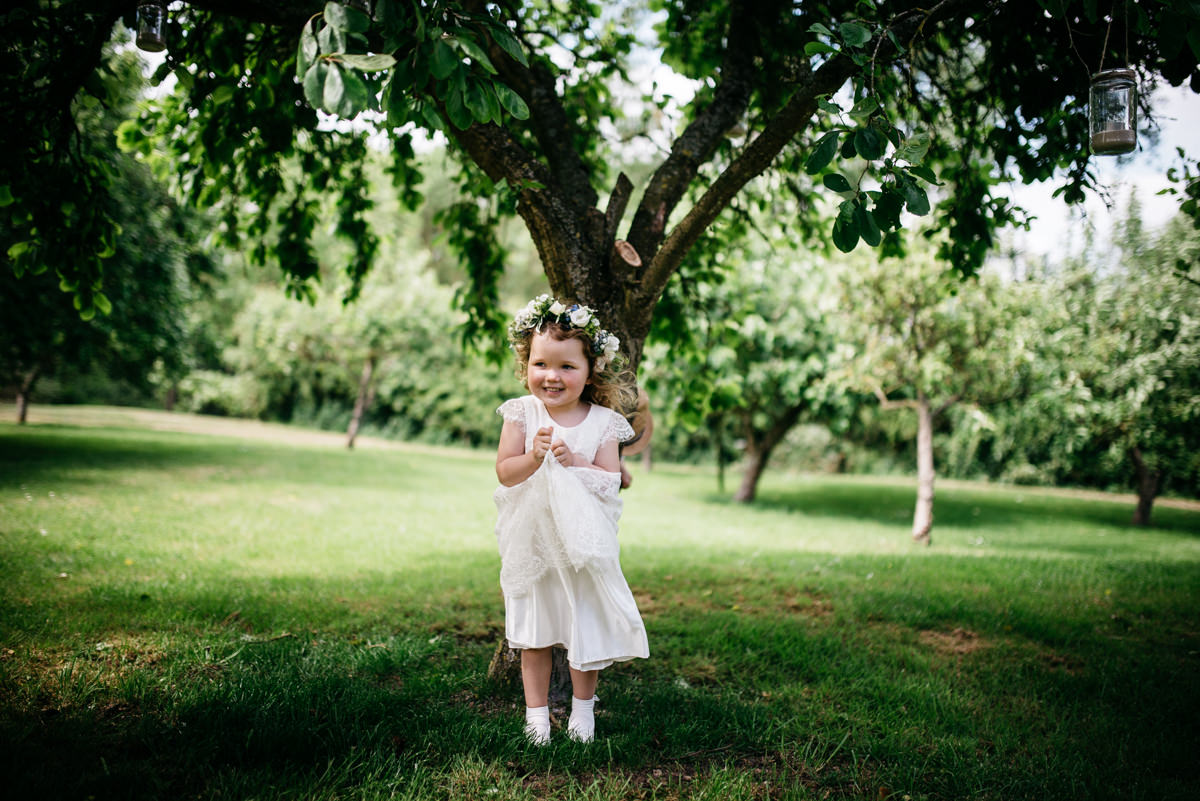 F&M-countryside-garden-farm-marquee-wedding-jenny-macare-042