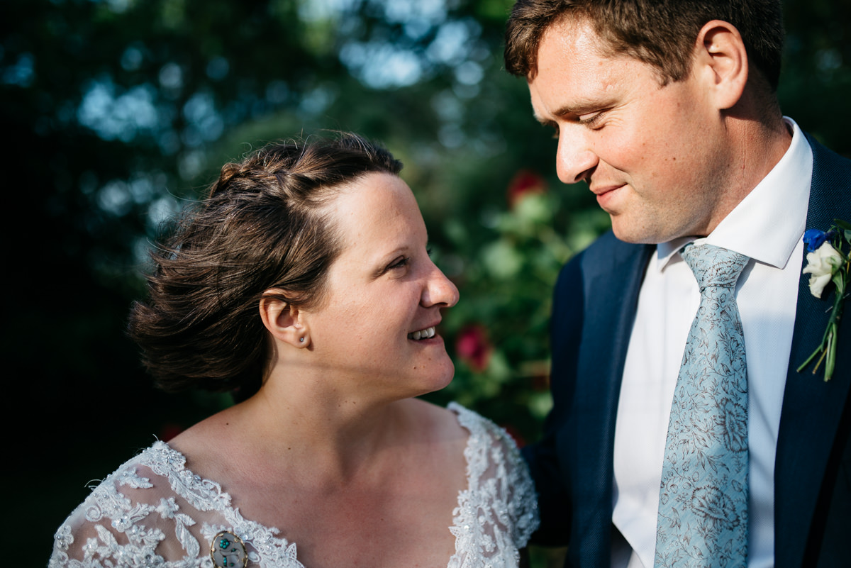 F&M-countryside-garden-farm-marquee-wedding-jenny-macare-081
