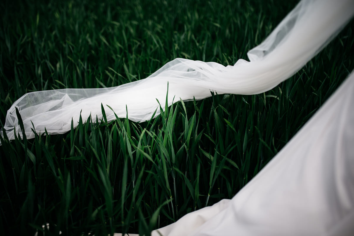 F&M-countryside-garden-farm-marquee-wedding-jenny-macare-139